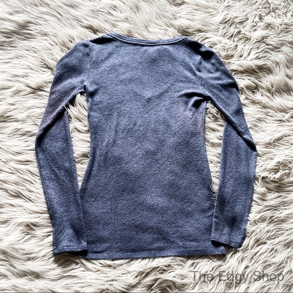 Express | One Eleven Plush Jersey V-Neck Tee - Picture 3 of 6